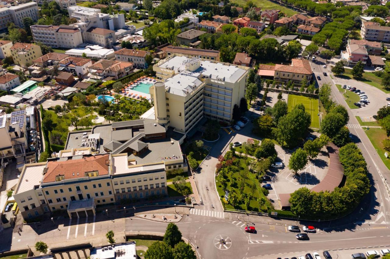 Hotel Savoia Thermae & Spa (Adults Only) Абано Терме Екстериор снимка